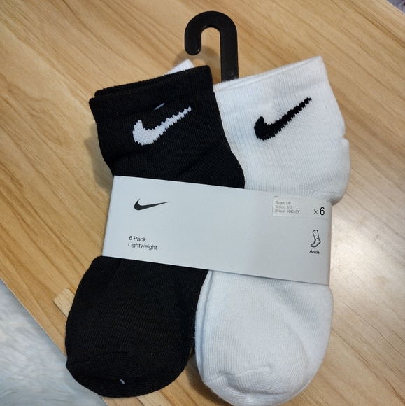Nike Other - Nike Boys 6 Pack Lightweight Ankle Socks Black/White/Gray Shoe Size 10C-3Y NWT